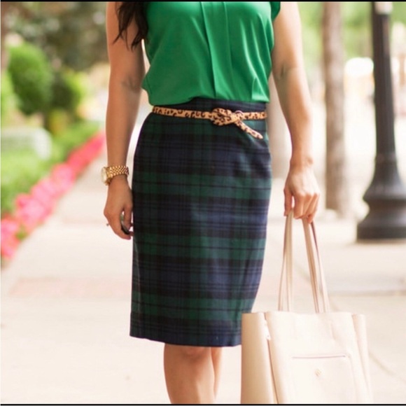 J. Crew Dresses & Skirts - J. Crew Women's Wool Blend The Pencil Skirt in Navy & Green Tartan Plaid Sz. 4